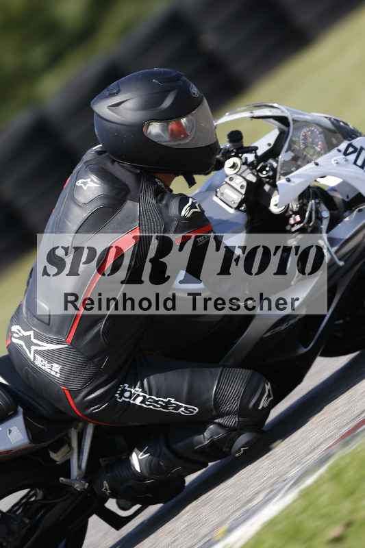/44 09.08.2025 Plüss Moto Sport ADR/Freies Fahren/504
